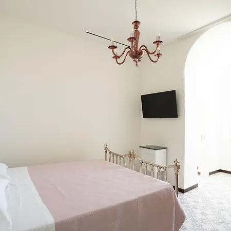 ゲストハウス Casa Enzina ソレント