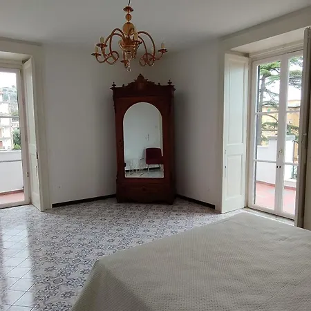 Casa Enzina Konukevi