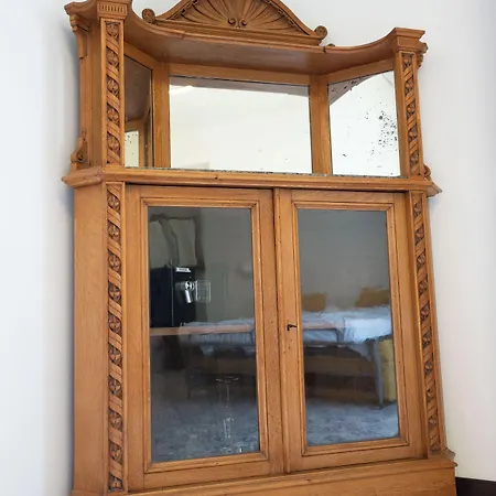 Konukevi Casa Enzina 4*