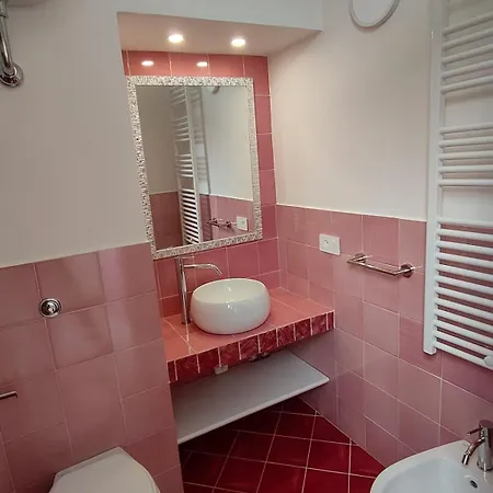 Affittacamere Casa Enzina 4*