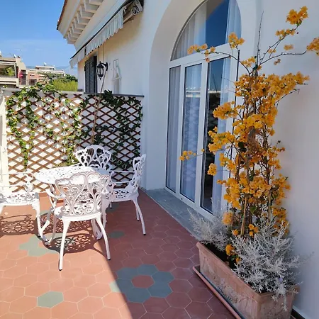 Affittacamere Casa Enzina 4*