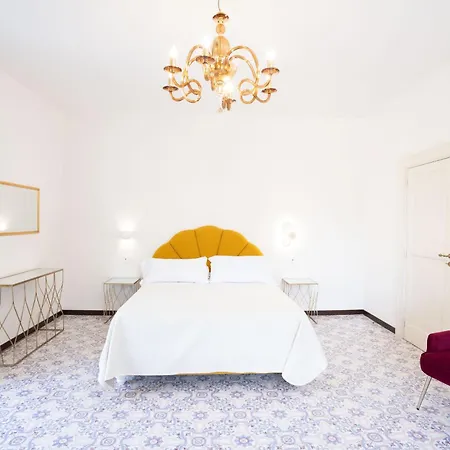 Casa Enzina Guest house