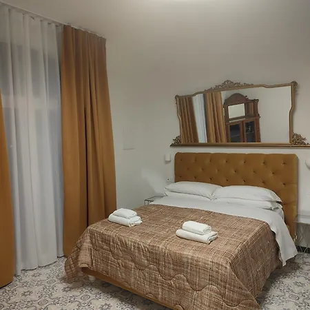 Affittacamere Casa Enzina Sorrento