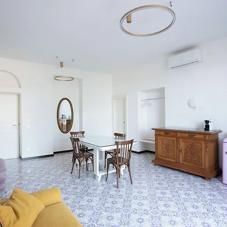 Affittacamere Casa Enzina Sorrento