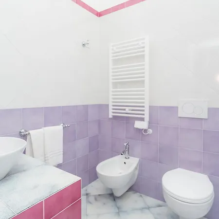 Affittacamere Casa Enzina 4*