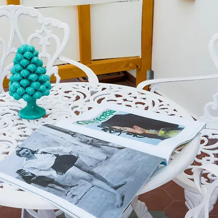 Casa Enzina Affittacamere Sorrento