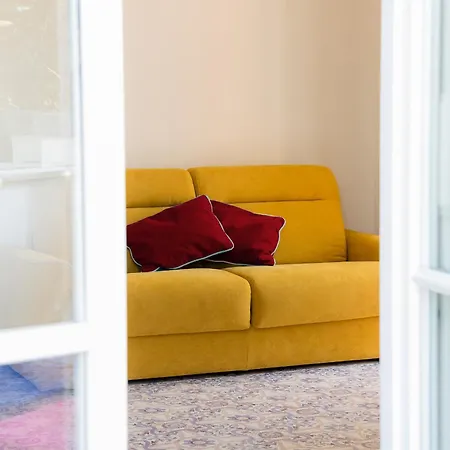 Casa Enzina Affittacamere 4*