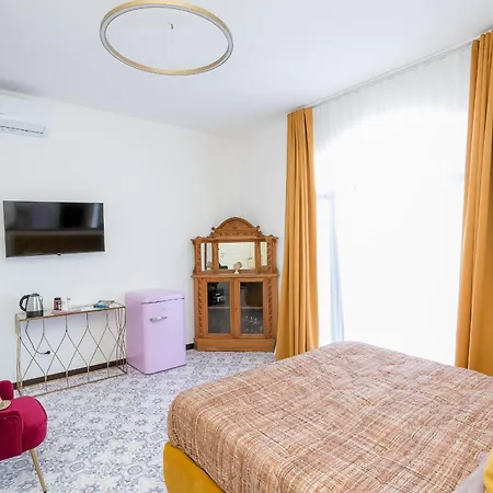 Affittacamere Casa Enzina Sorrento