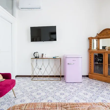 Casa Enzina Affittacamere 4*