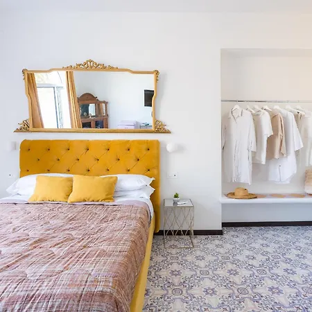 Affittacamere Casa Enzina Sorrento