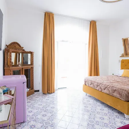 Affittacamere Casa Enzina 4*