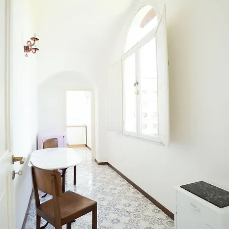 Πανσιόν Casa Enzina 4*
