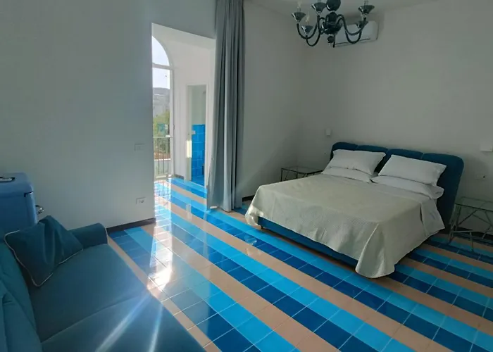 Casa Enzina Guest house 4*