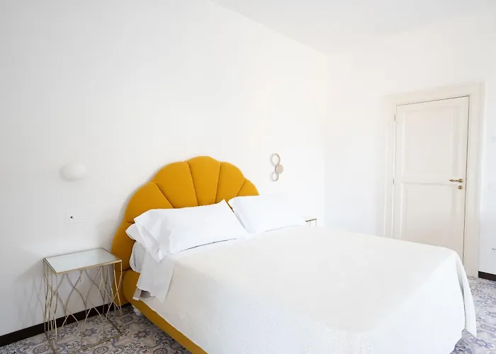 Guest house Casa Enzina 4*