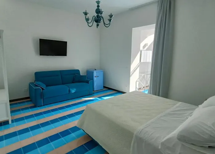 Guest house Casa Enzina 4*