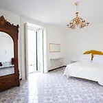 Casa Enzina 4* Σορέντο