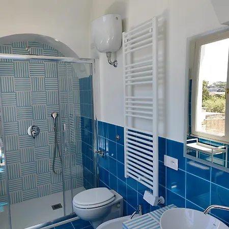 Konukevi Casa Enzina Sorrento