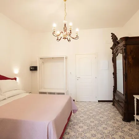 Pensionat Casa Enzina Sorrento