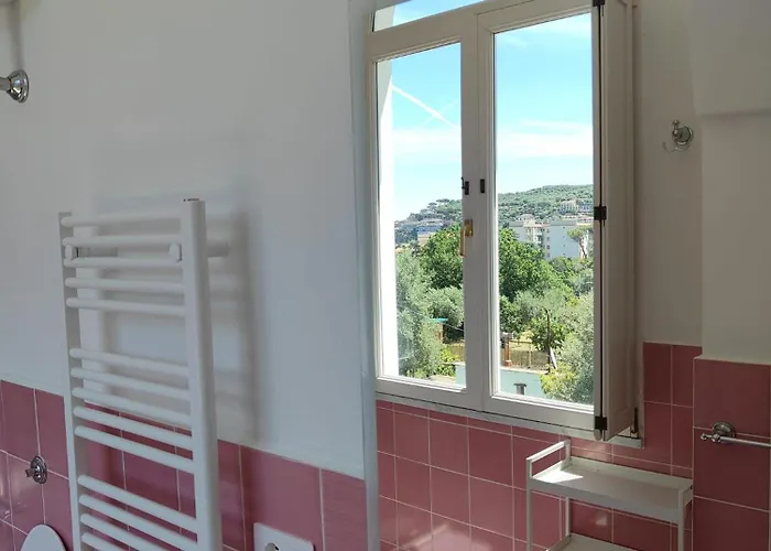 Casa Enzina Гостьовий будинок Сорренто