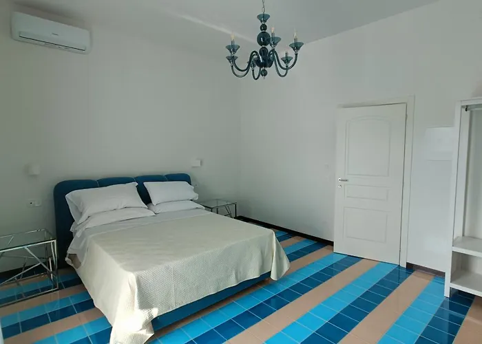 Casa Enzina 4* سورينتو