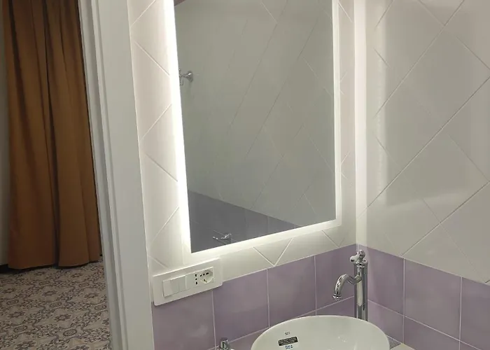 بيت ضيافة Casa Enzina سورينتو